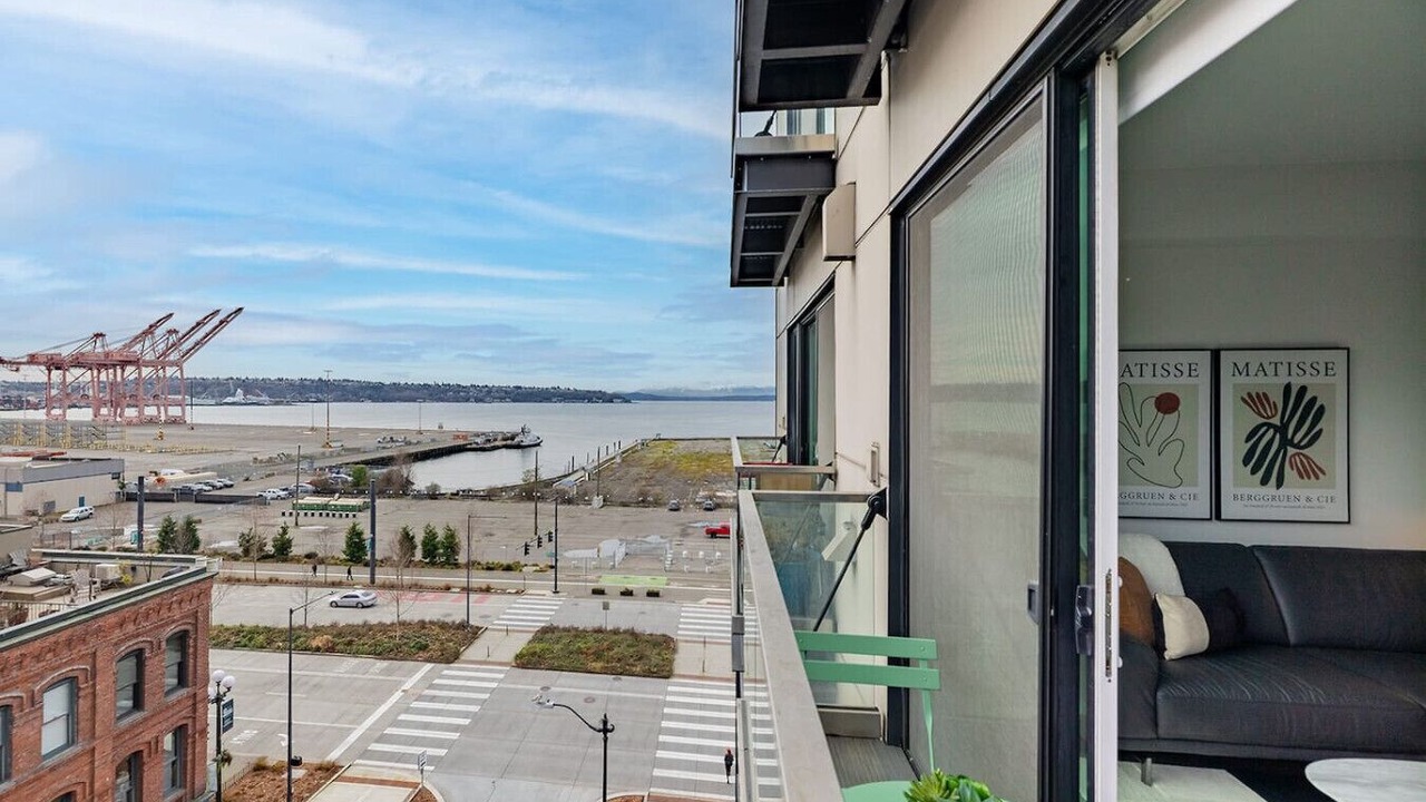 Photo of Patio Balcony in Pioneer Square