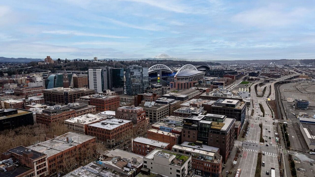 Photo of Others in Pioneer Square