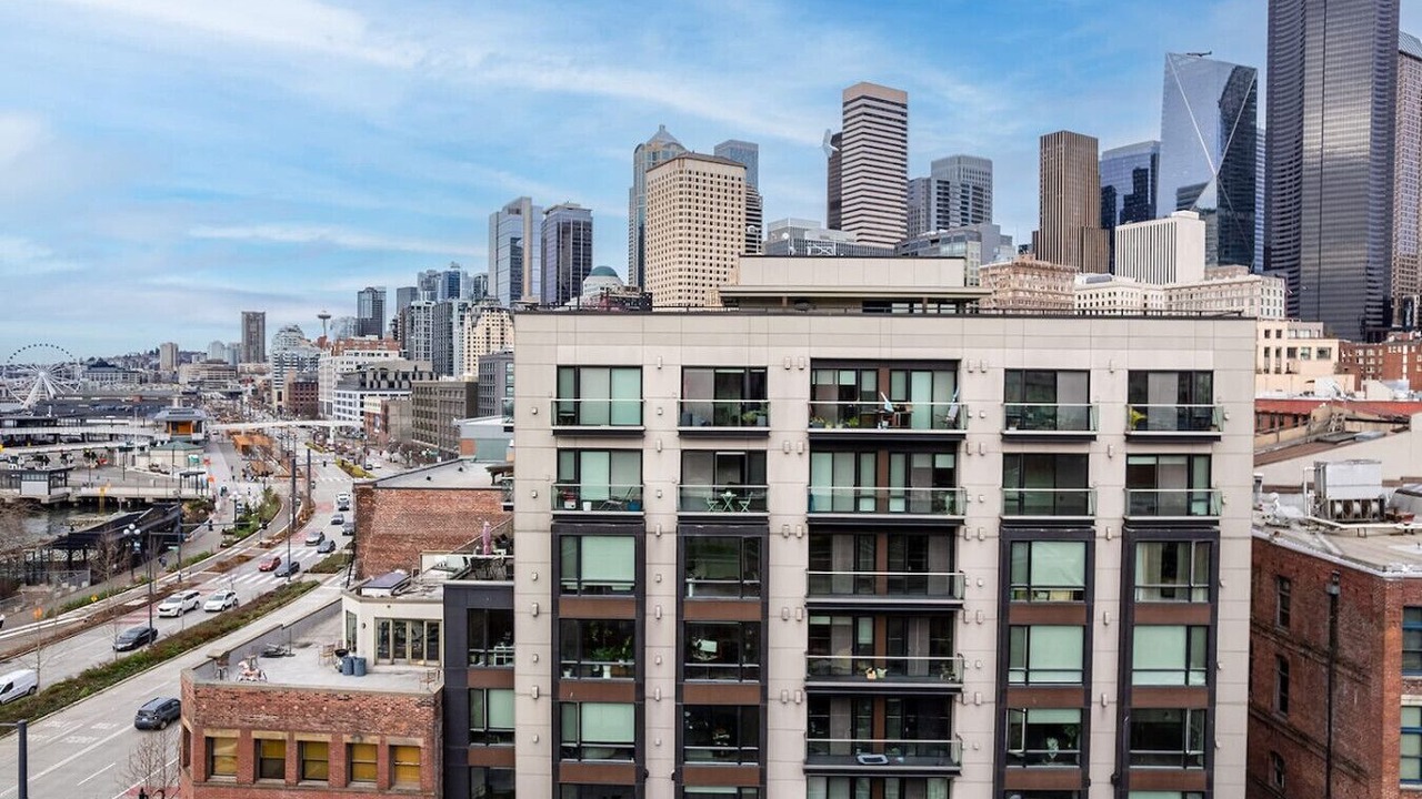 Photo of Others in Pioneer Square