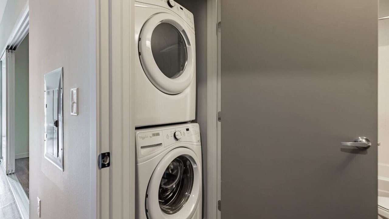 Photo of Others in Pioneer Square