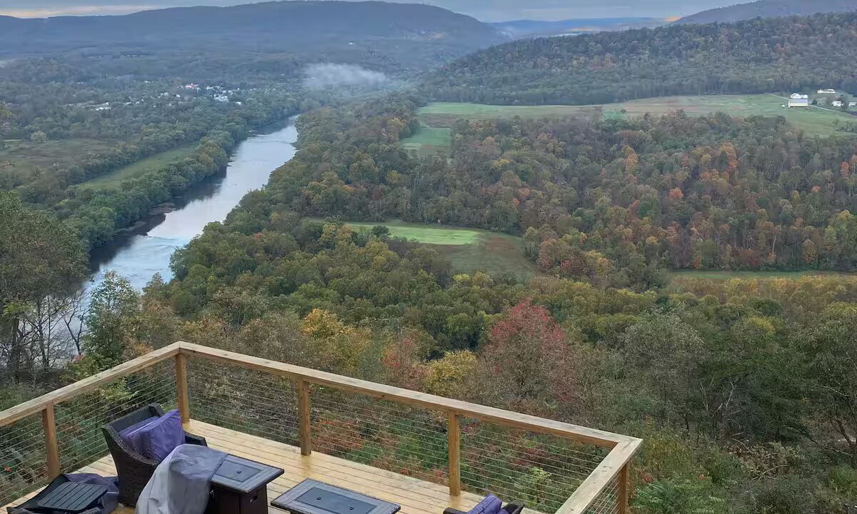 Photo of Patio Balcony in Berkeley Springs