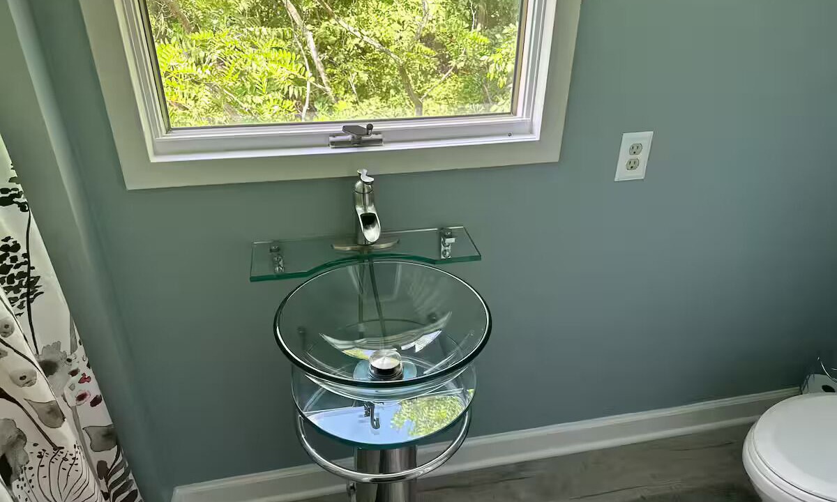 Photo of Bathroom in Berkeley Springs