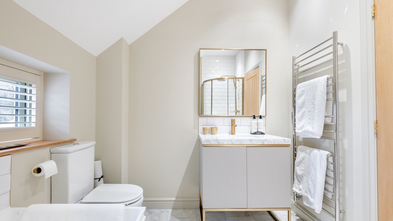 Photo of Bathroom in Kemerton