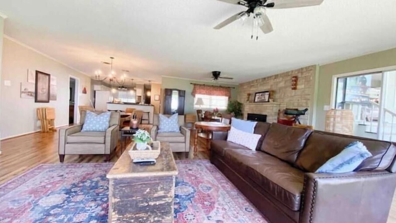 Photo of Bedroom in Whitney