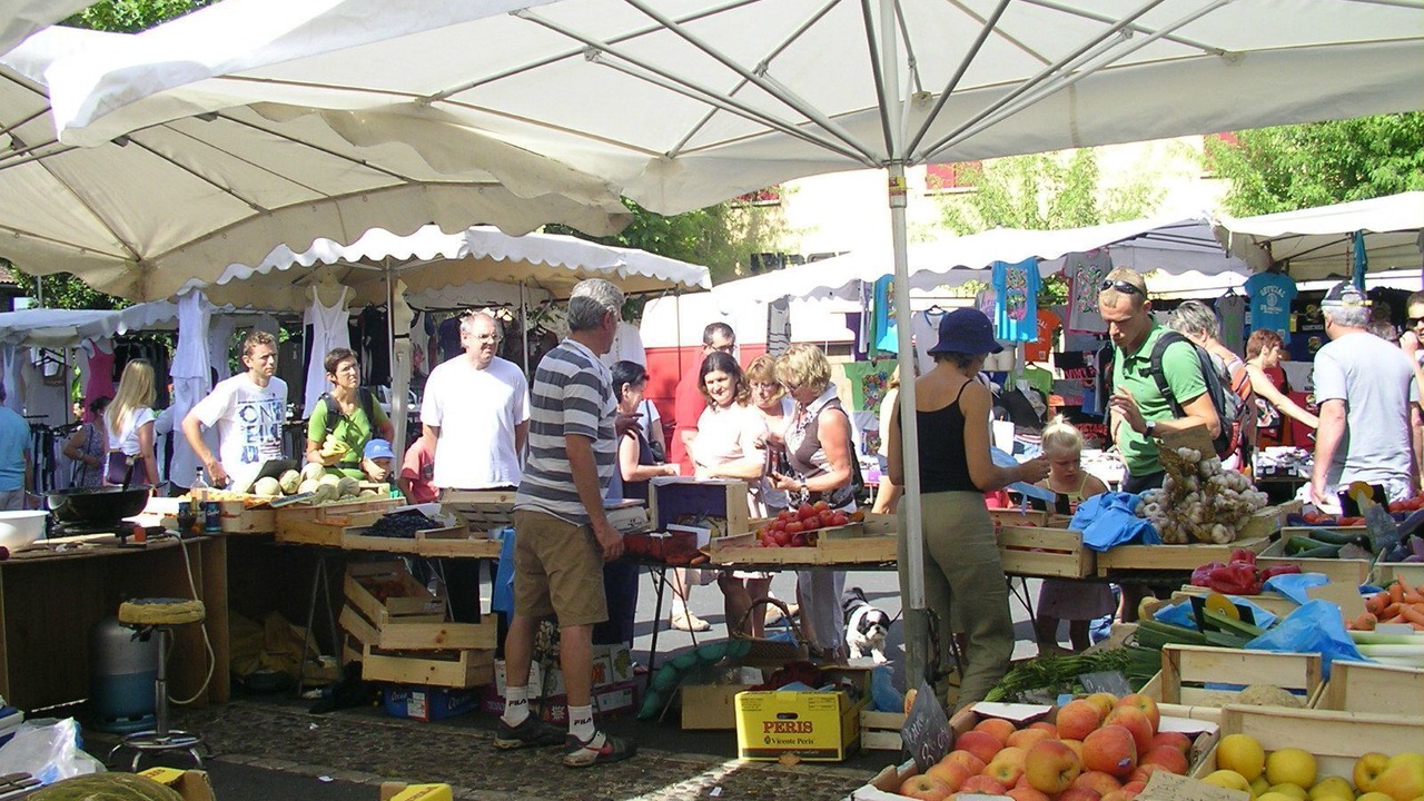 Photo of Others in Saint-Julien-de-Lampon