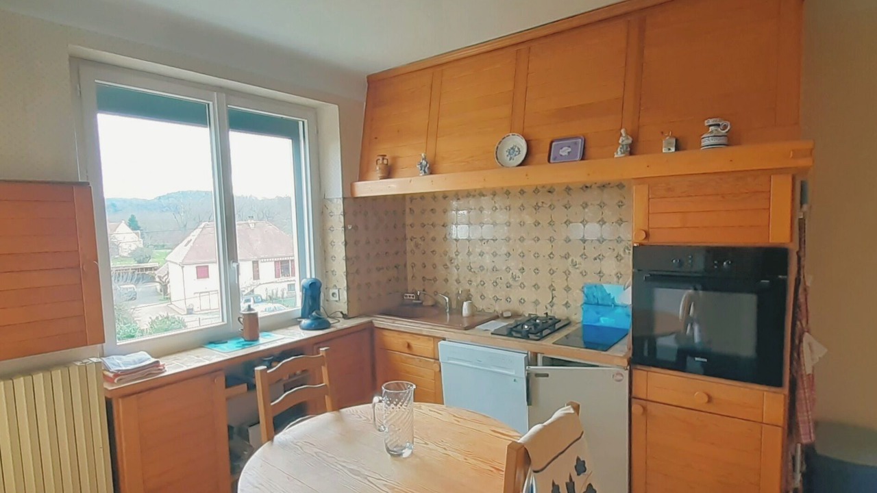 Photo of Kitchen in Saint-Julien-de-Lampon