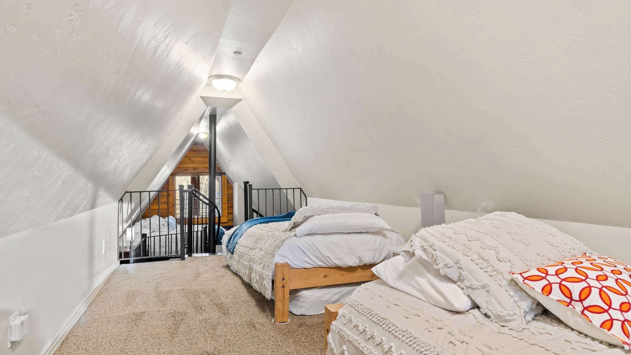 Photo of Bedroom in Timber Lakes