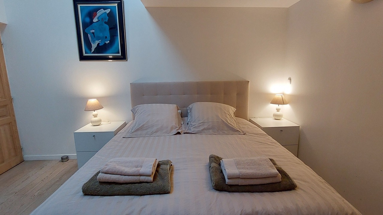 Photo of Bedroom in Fontainebleau