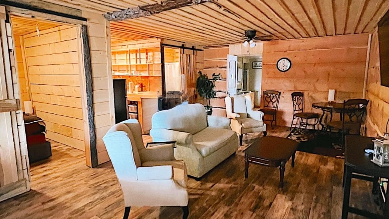 Photo of Livingroom in Cascade