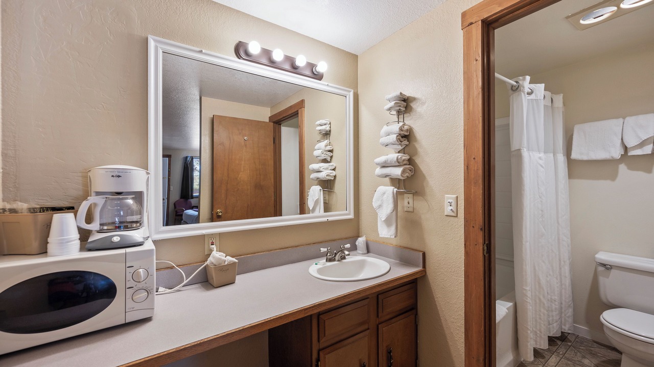 Photo of Bathroom in Cascade