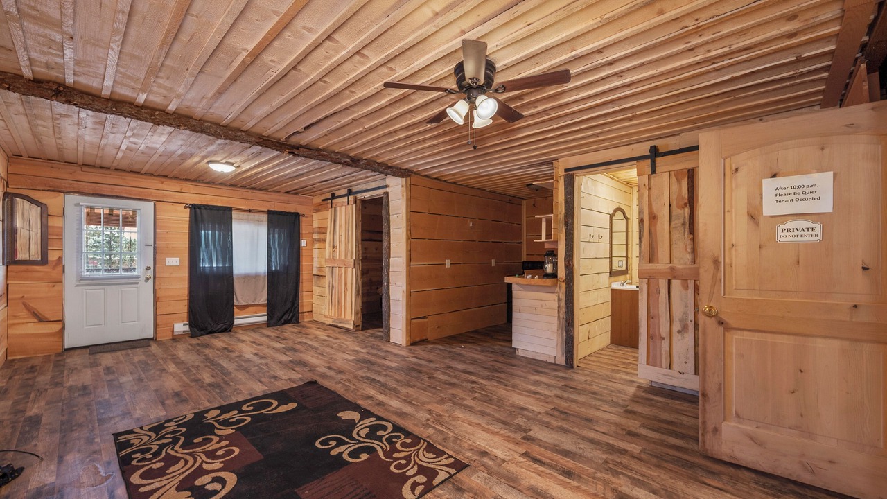 Photo of Livingroom in Cascade