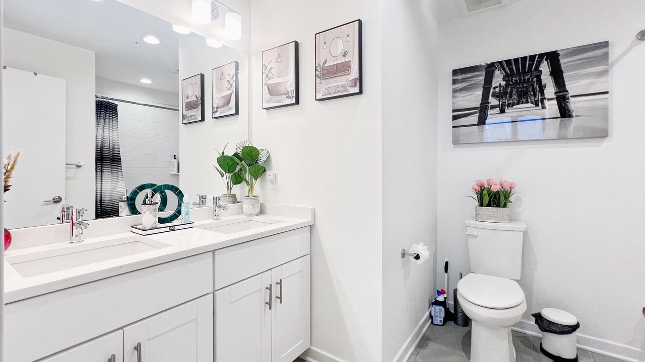 Photo of Bathroom in Olde Richmond