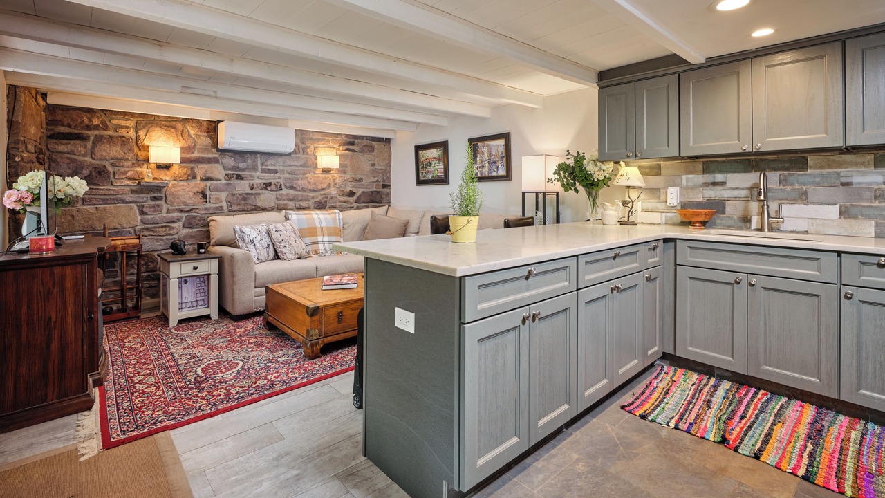 Photo of Others in Danboro