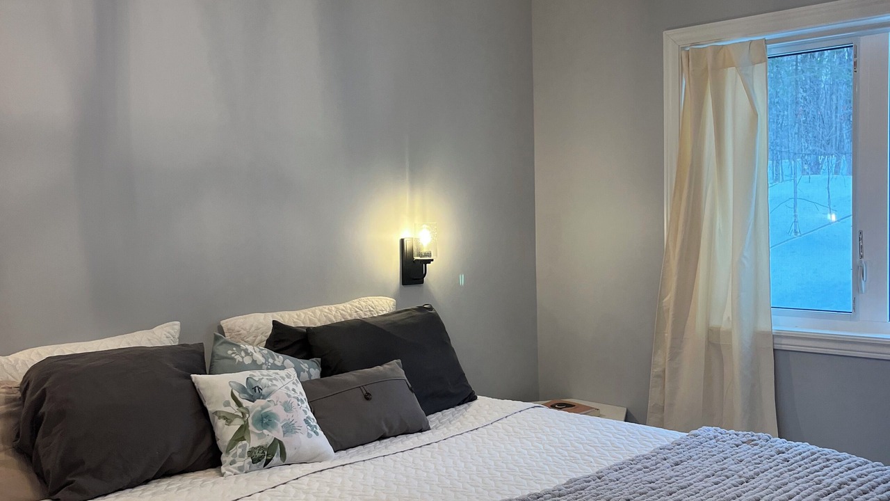 Photo of Bedroom in Minden Hills