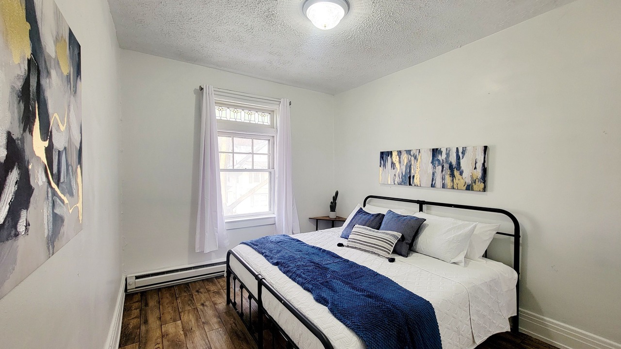 Photo of Bedroom in East Avenue