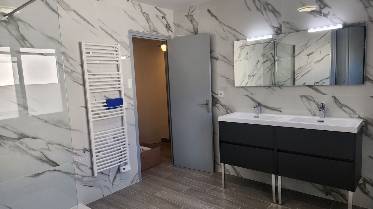 Photo of Bathroom in Saint-Chinian