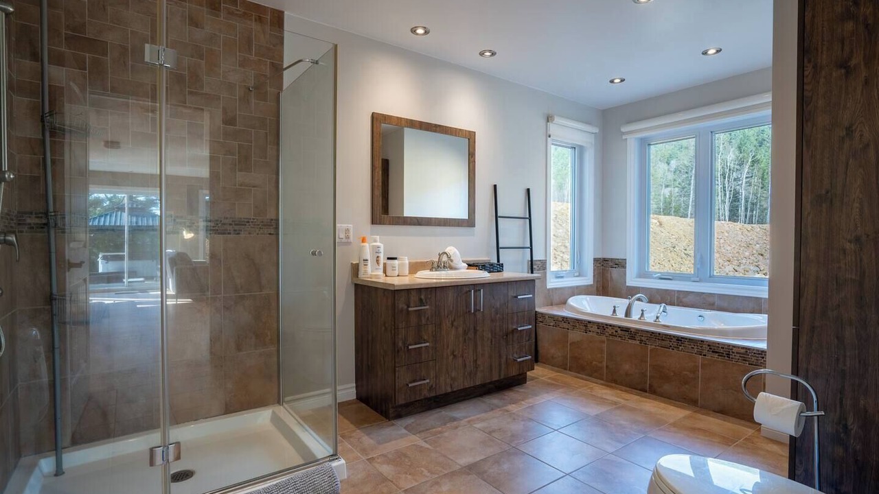 Photo of Bathroom in Saint Come