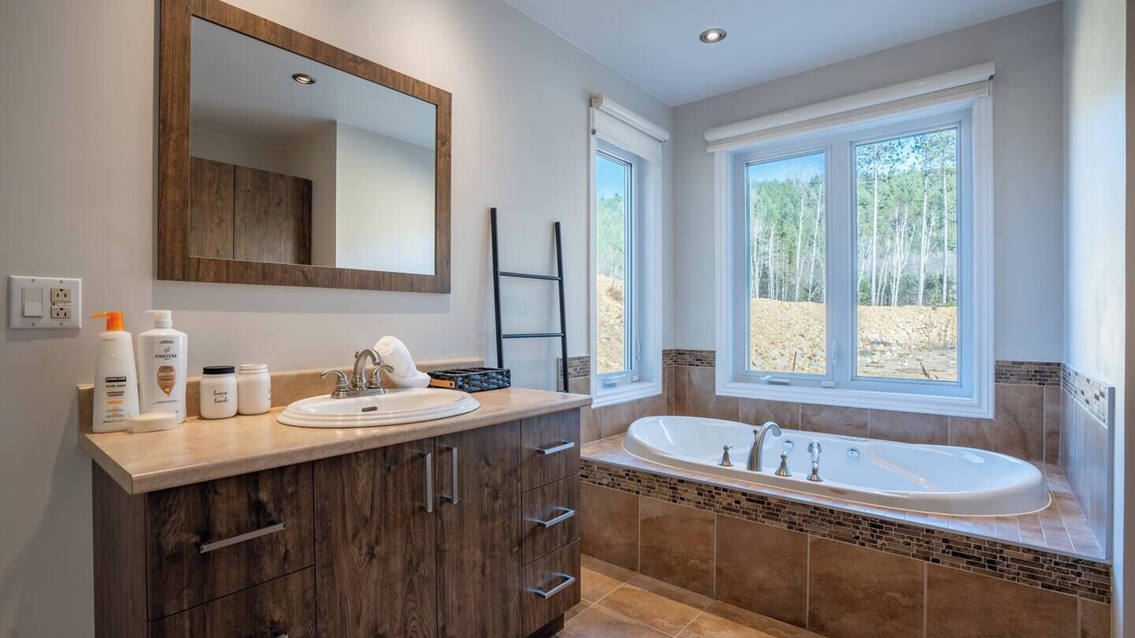 Photo of Bathroom in Saint Come