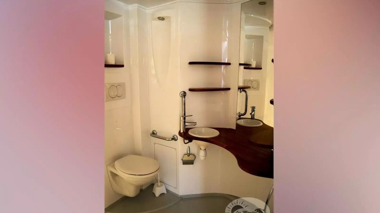 Photo of Bathroom in Saint-Michel-en-l'Herm