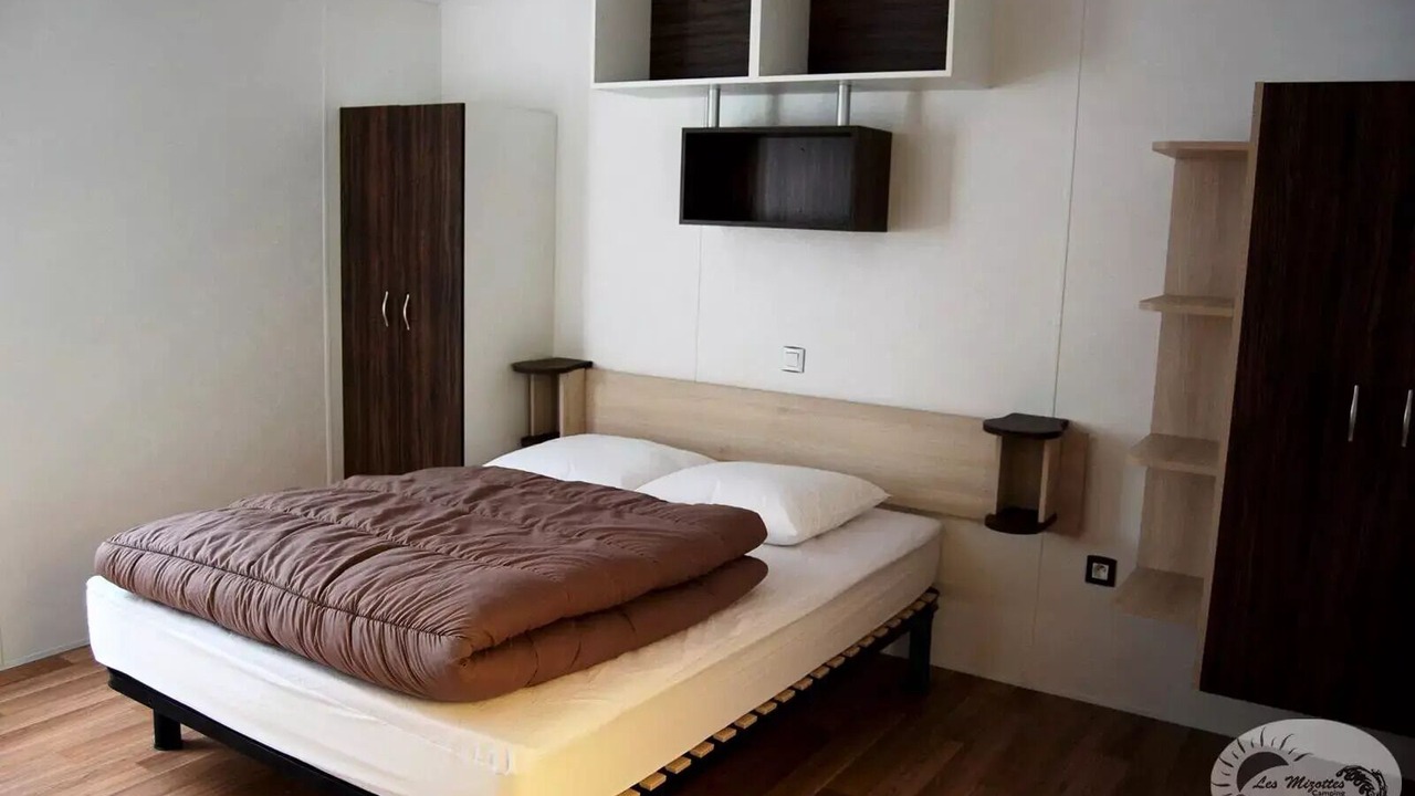 Photo of Bedroom in Saint-Michel-en-l'Herm