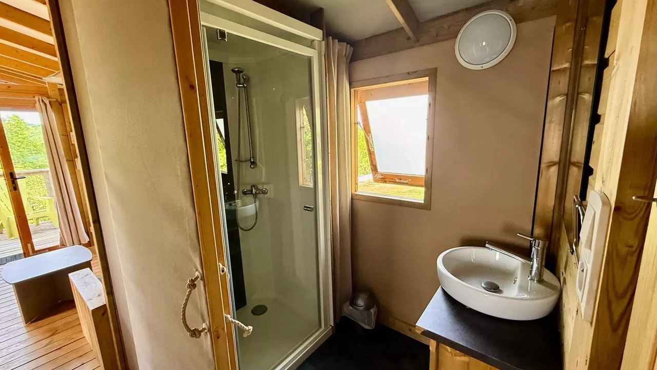 Photo of Bathroom in Seniergues