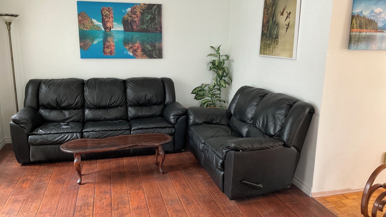 Photo of Livingroom in Fabreville