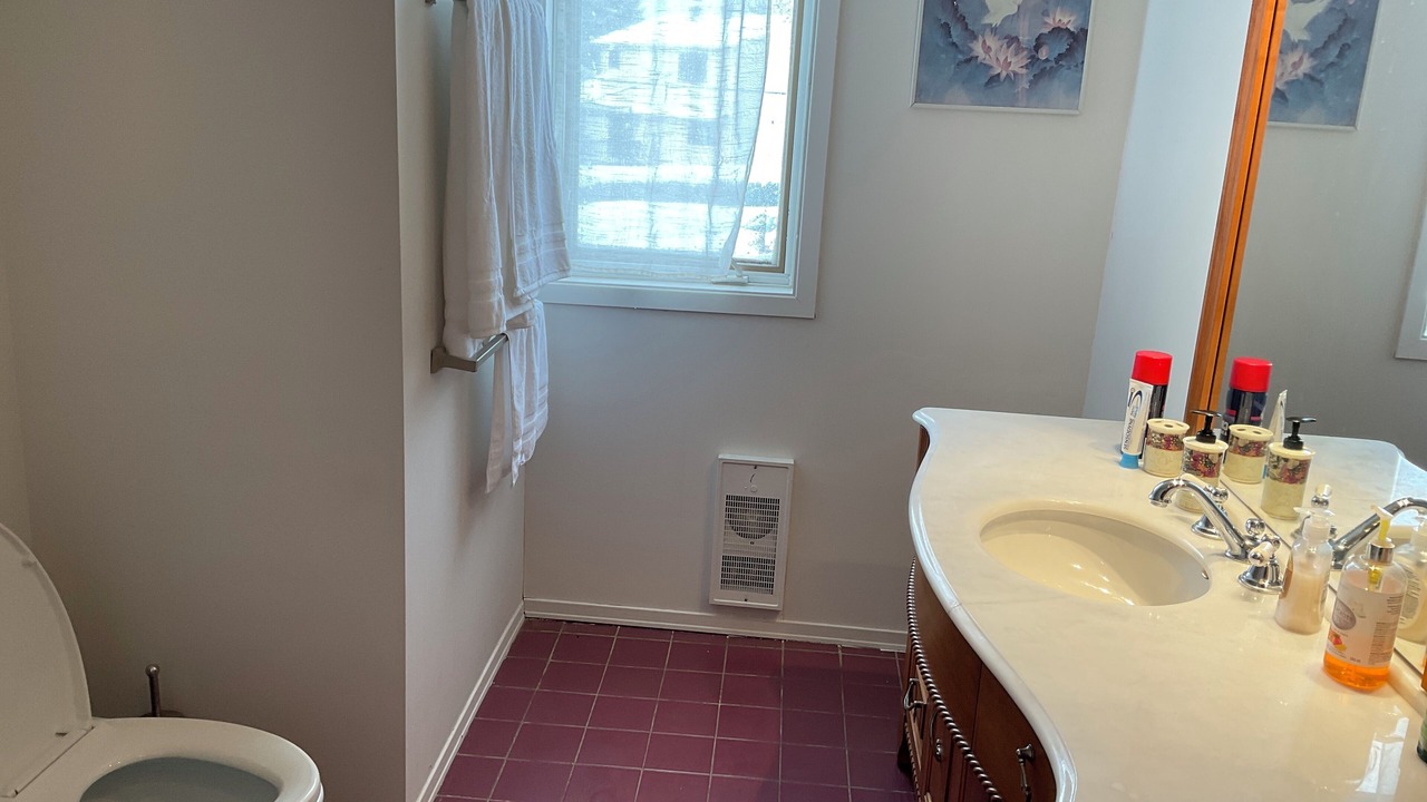 Photo of Bathroom in Fabreville