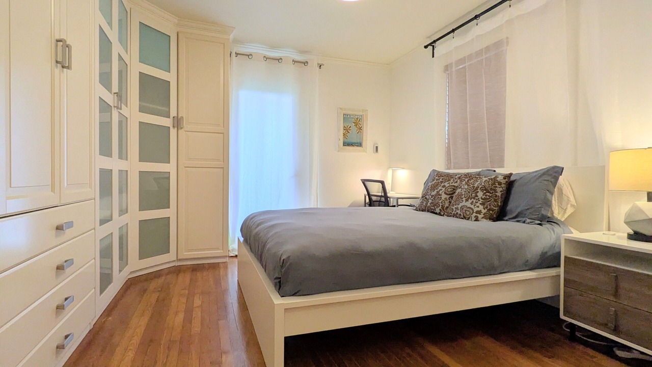 Photo of Bedroom in Loyal Heights