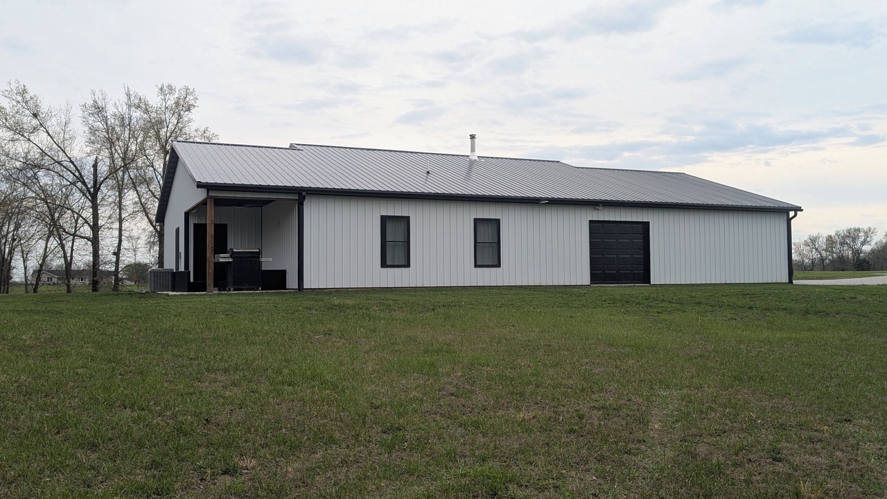 Photo of Outdoor in Monroe City