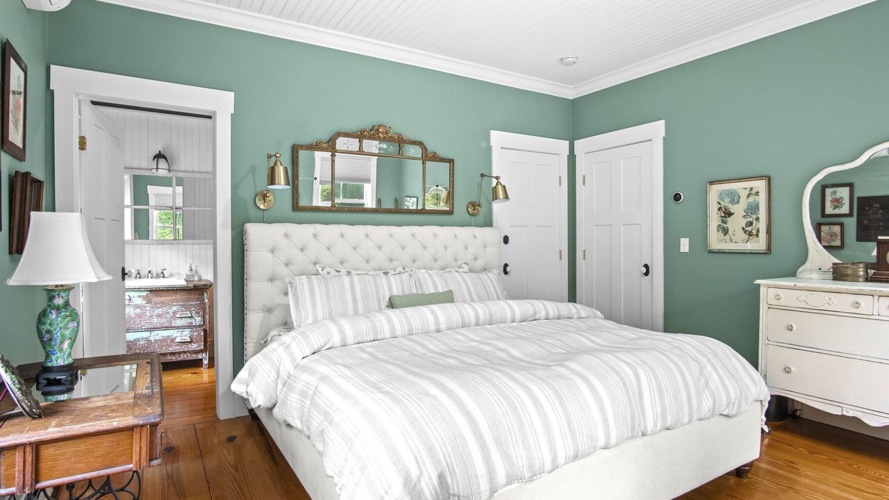 Photo of Bedroom in Narrowsburg
