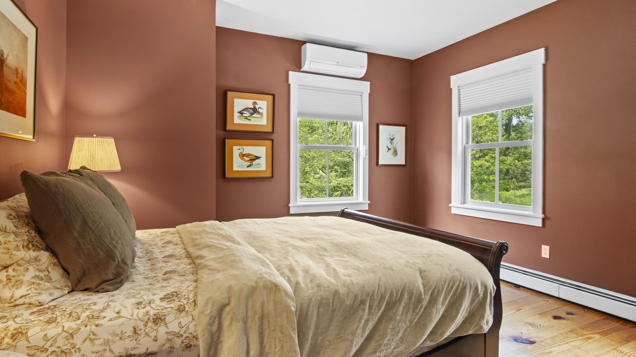 Photo of Bedroom in Narrowsburg
