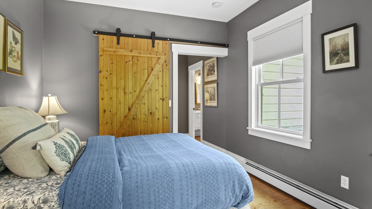 Photo of Bedroom in Narrowsburg