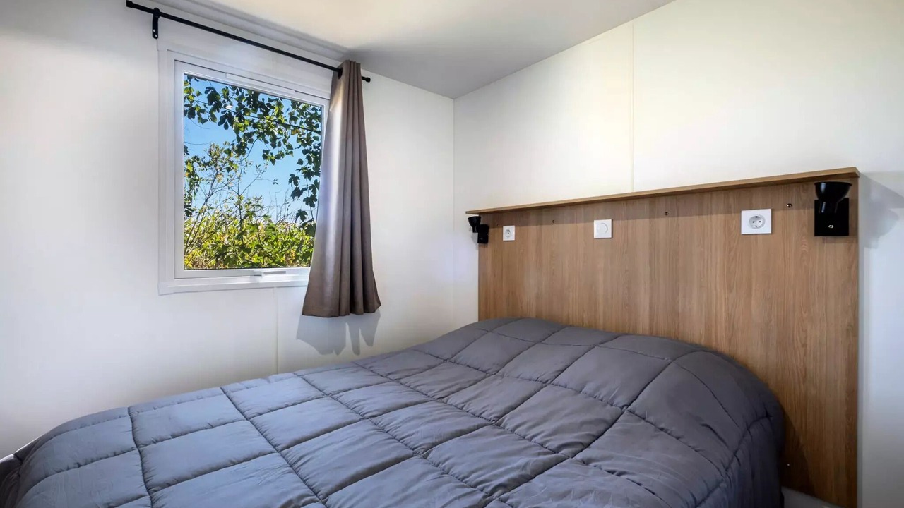 Photo of Bedroom in Saint-Michel-en-l'Herm