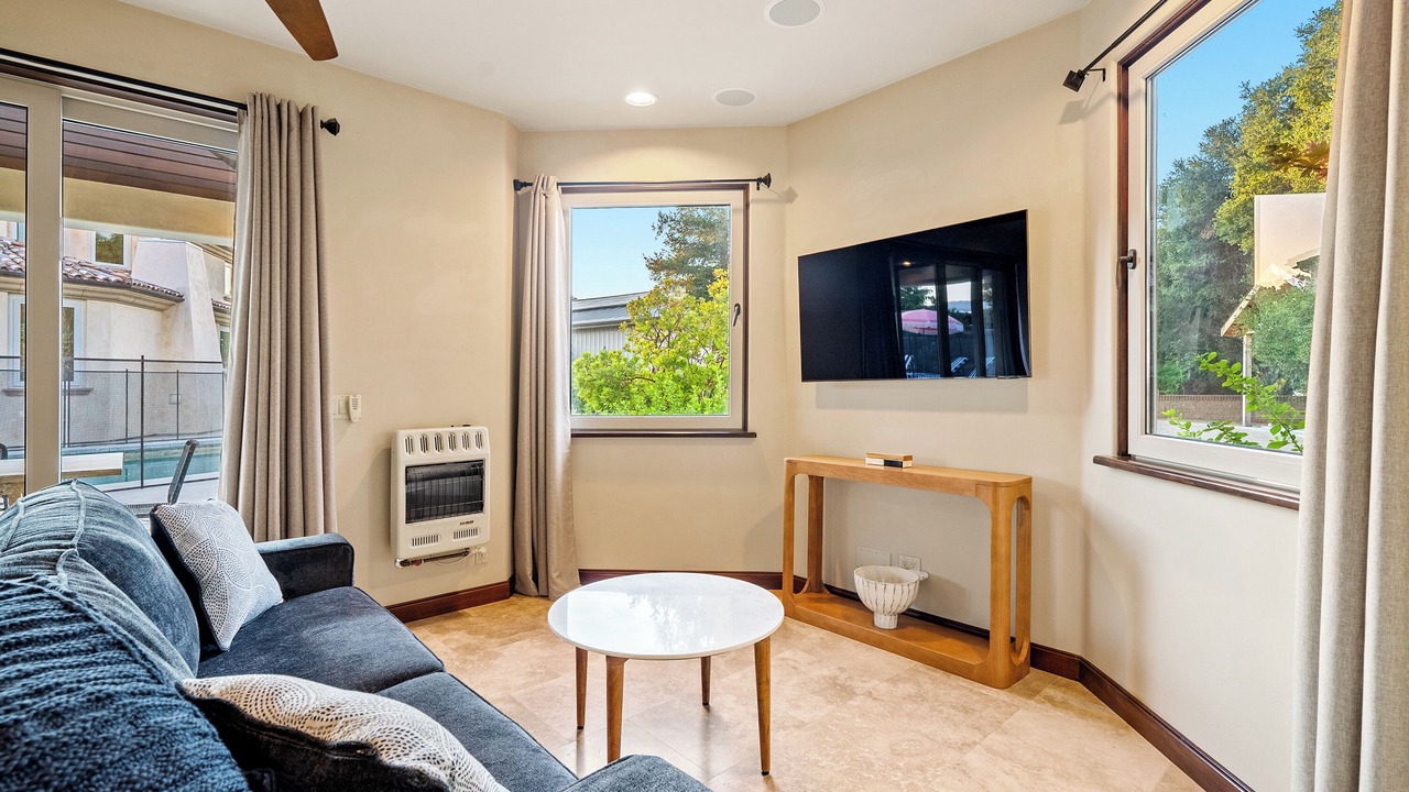 Photo of Bedroom in Templeton