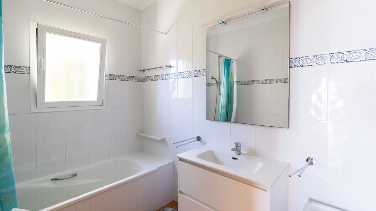 Photo of Bathroom in Cumbre del Sol