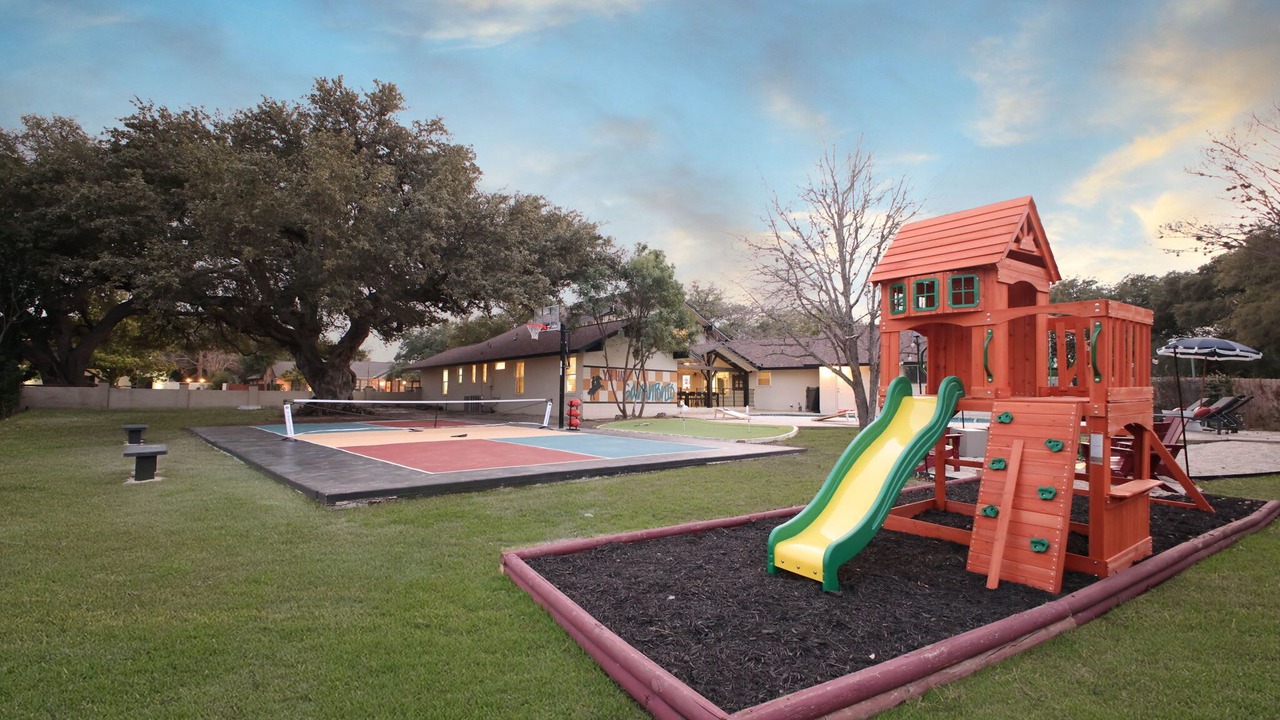 Photo of Others in Castle Hills
