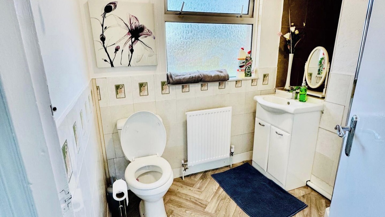 Photo of Others in Kidderminster