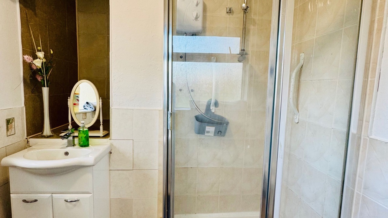 Photo of Others in Kidderminster