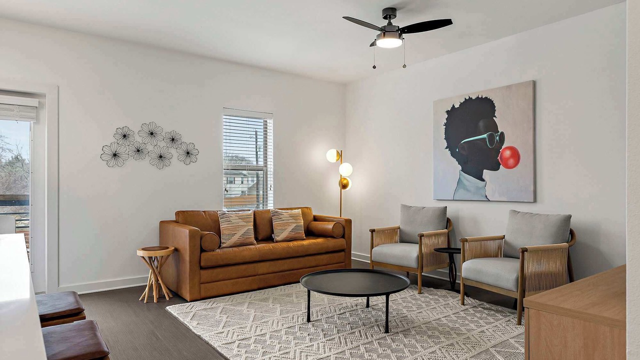 Photo of Livingroom in South Lamar