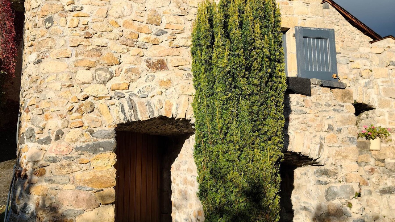 Photo of Others in Gatuzieres