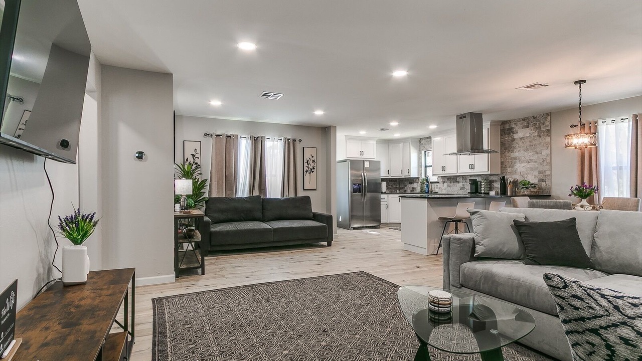 Photo of Livingroom in Norman