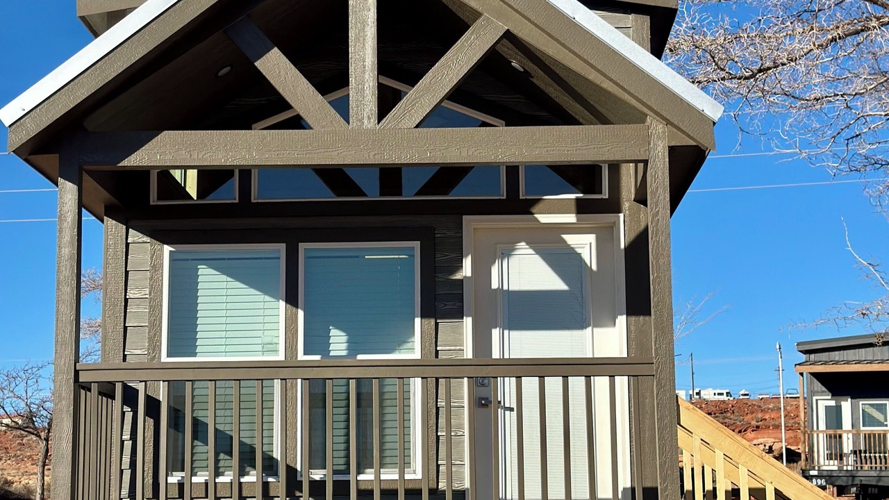 Photo of Outdoor in Page