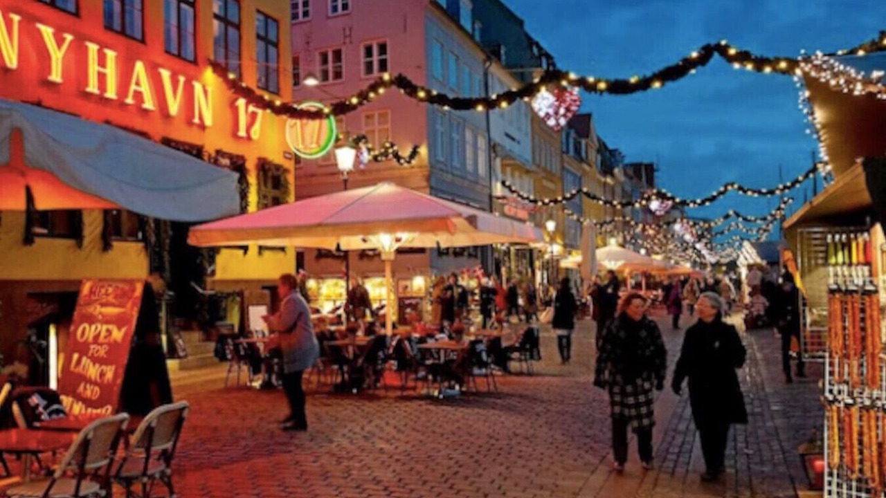 Photo of Outdoor in Nyhavn - Amalienborg