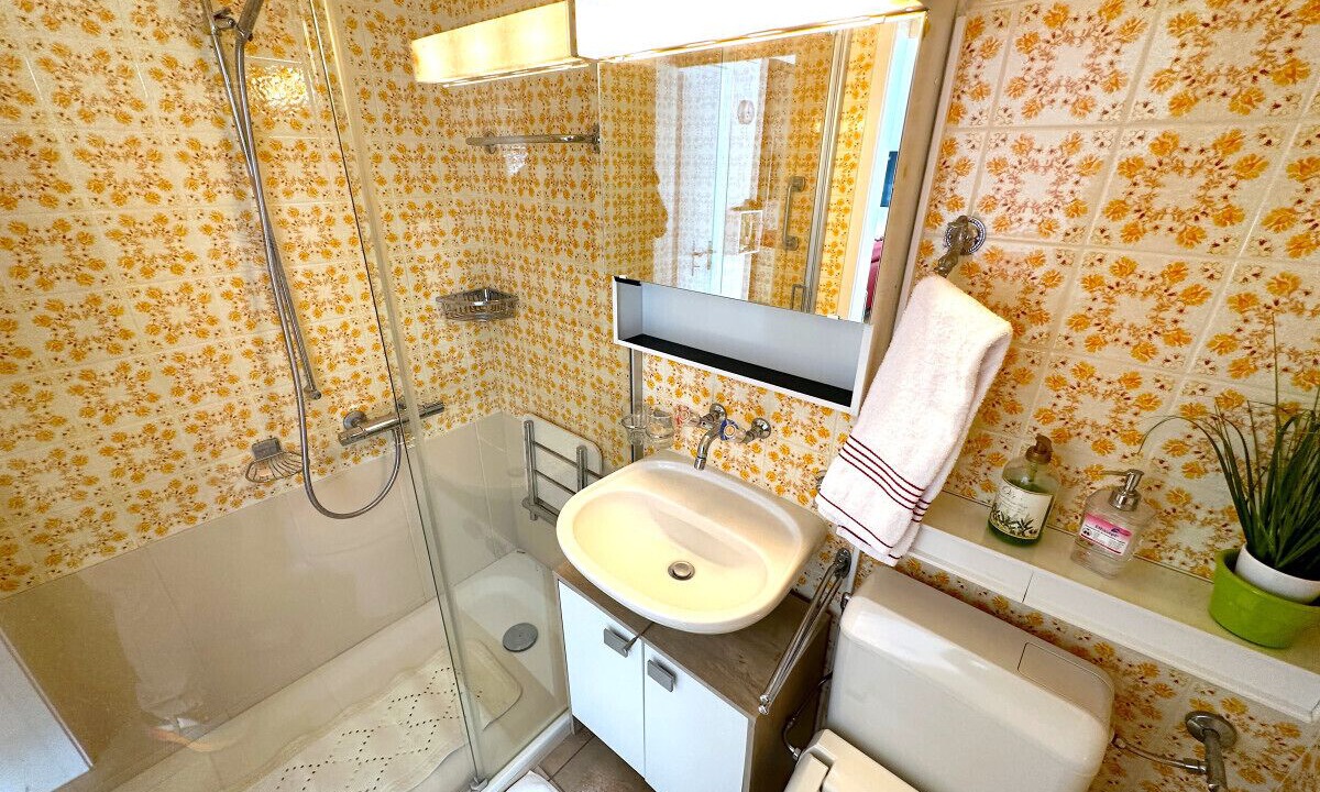 Photo of Bathroom in Oberhofen am Thunersee