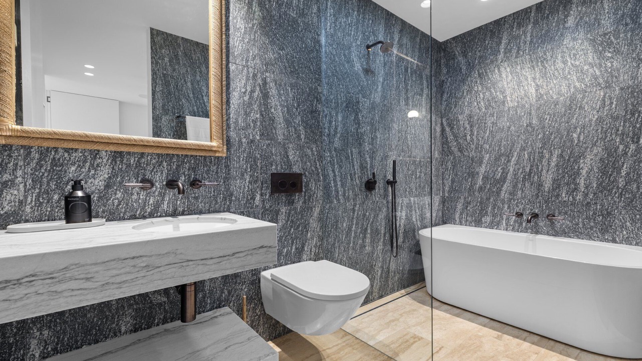 Photo of Bathroom in Hawks Nest