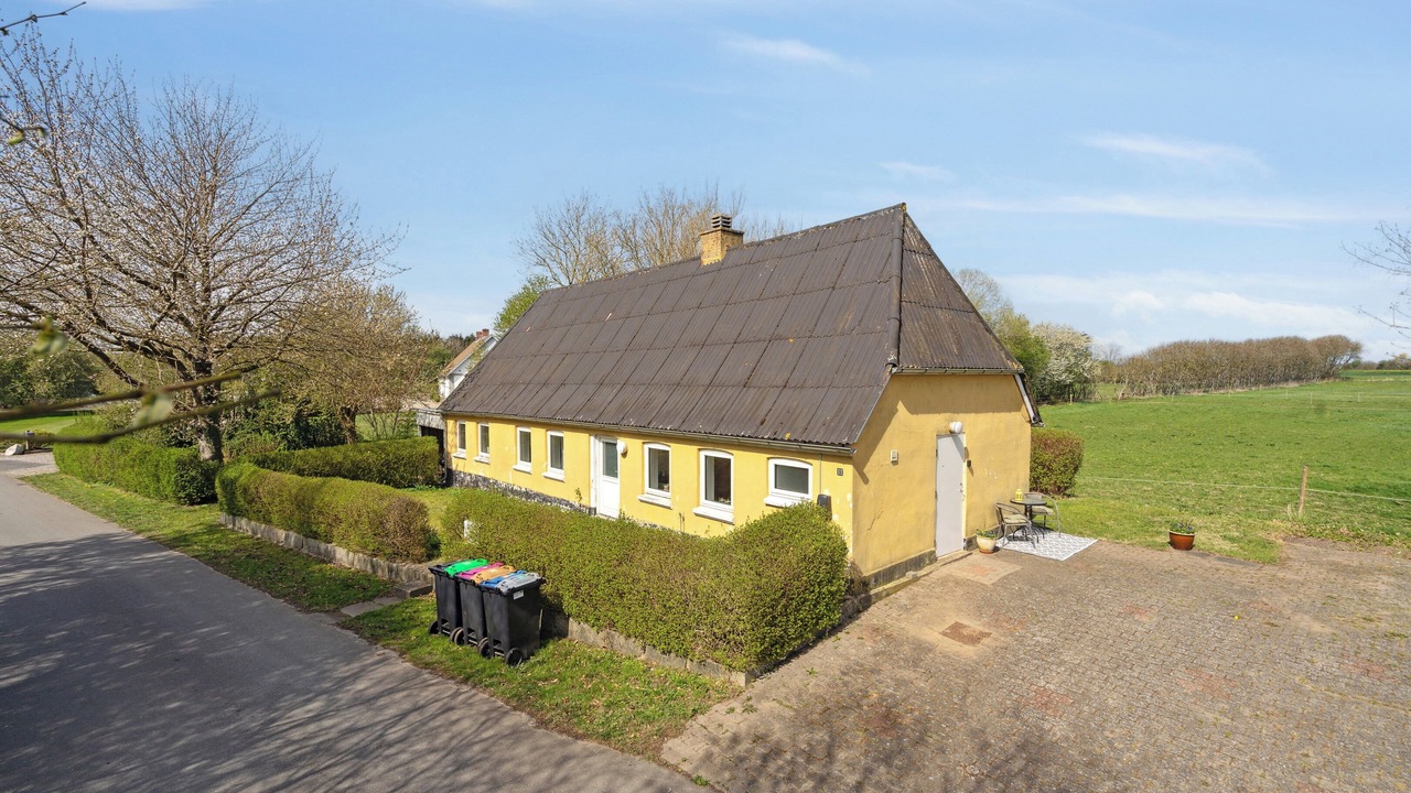 Photo of Others in Flovt