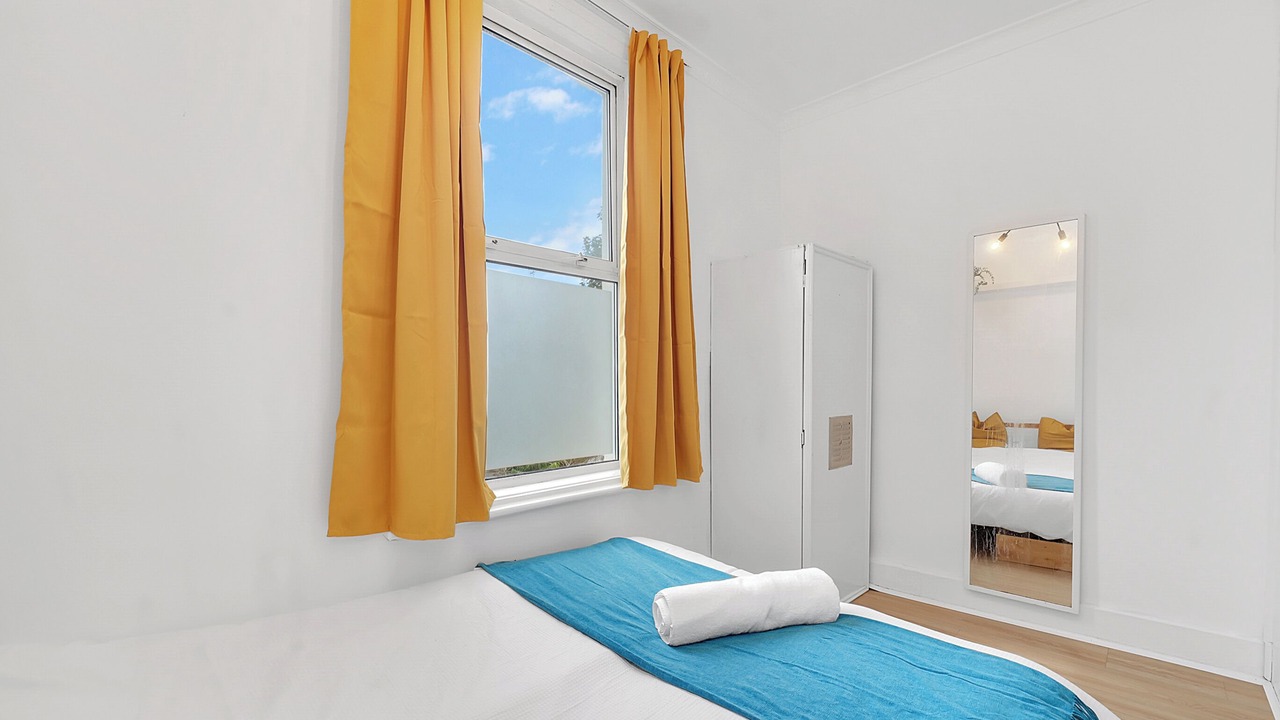 Photo of Bedroom in Leabridge