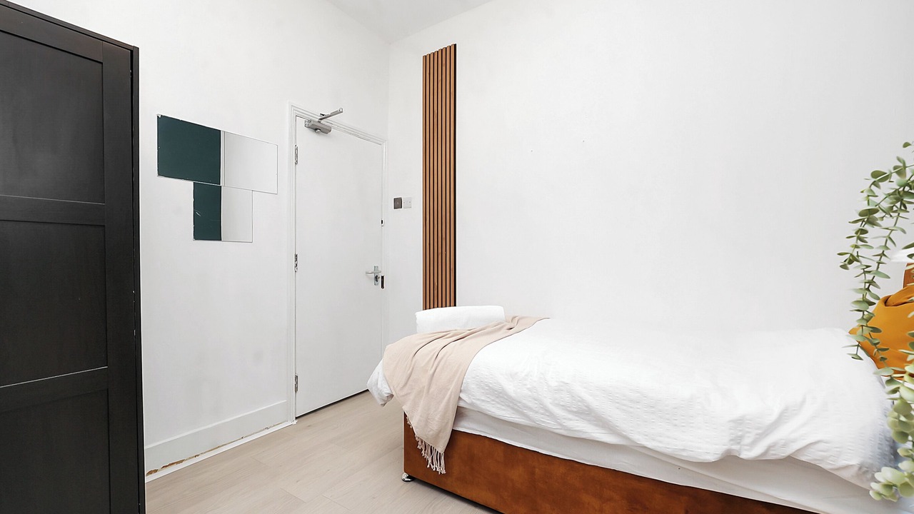 Photo of Bedroom in Leabridge