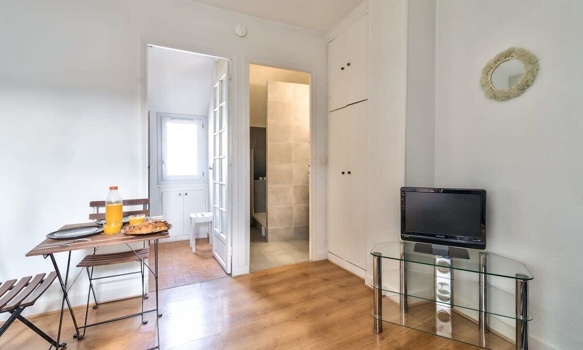 Photo of Livingroom in 11th Arrondissement
