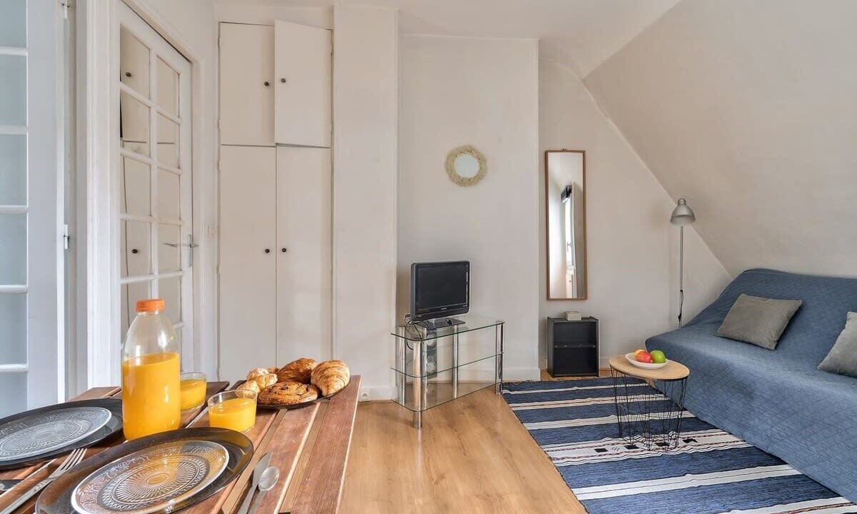 Photo of Bedroom in 11th Arrondissement